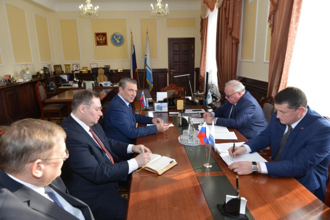 Встреча председателя ДОСААФ России и главы Республики Алтай